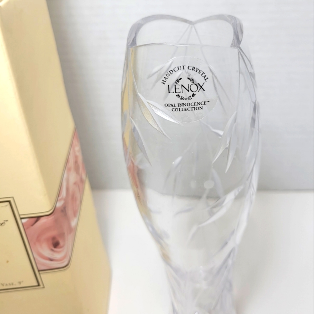 Lenox Opal Innocence Handcut Crystal Bud Vase NOB Rare Gorgeous - Picture 3 of 11